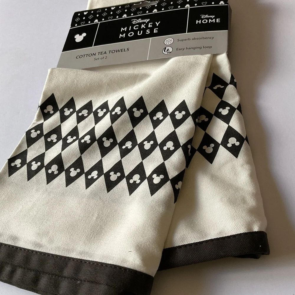 DISNEY SET OF 2 COTTON TEA DISH TOWELS MICKEY MOUSE BLACK AND WHITE NWT